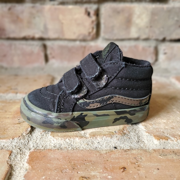 Vans Other - Vans Toddler Old Skool V INF Primary Black White Toddler Size 4 721356